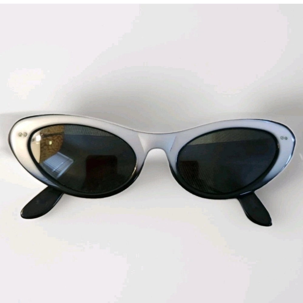 Classic Vintage Ray Ban Polyanna Hepburn Cat-Eye Sunglasses Frame Only!!